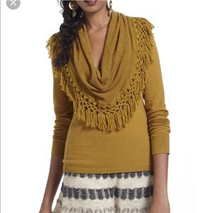 Angel of the North | Cowl Neck Fringes Sweater M